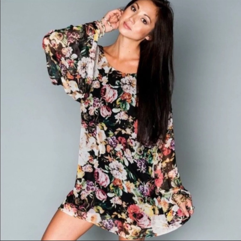 Show me your Mumu bombshell dress